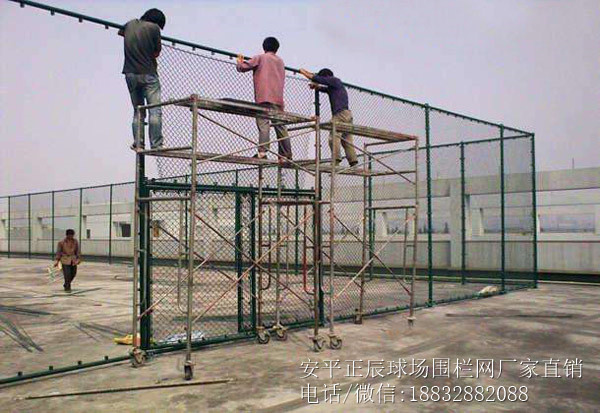 籃球場地圍欄網圖片